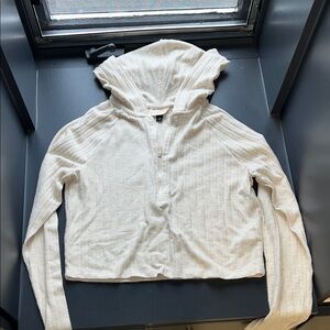 Universal Thread Cream Hooded Sweater